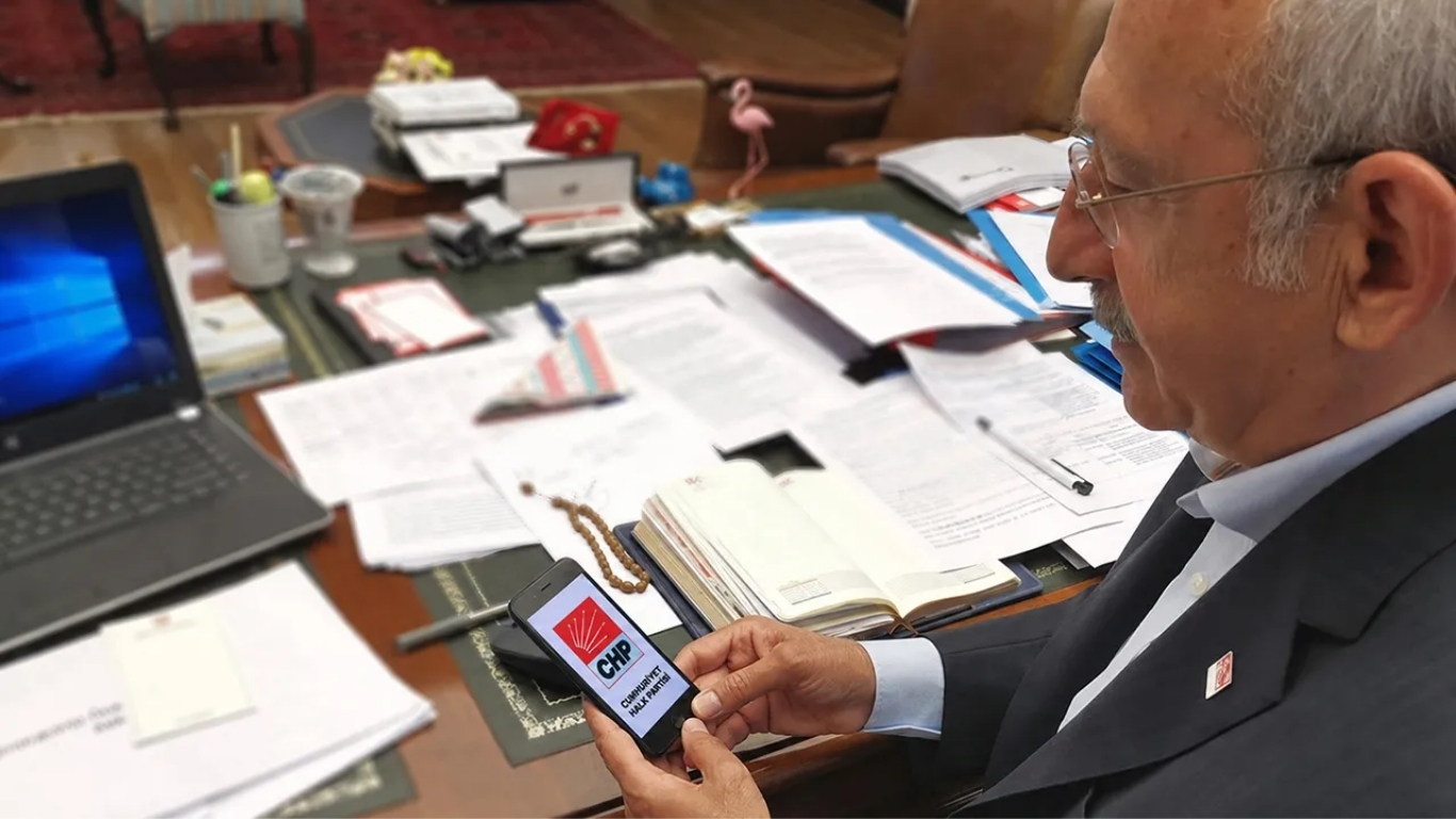Cumhuriyet Halk Partisi’nin resmi sosyal medya hesabında dikkat çeken bir