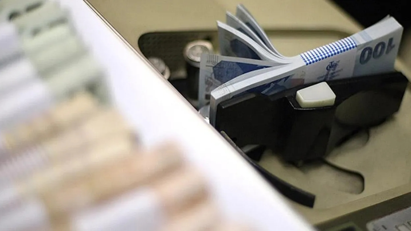 TBMM’de görüşülen ekonomi teklifine borç yapılandırması tartışmaları damga vurdu. Esnaftan