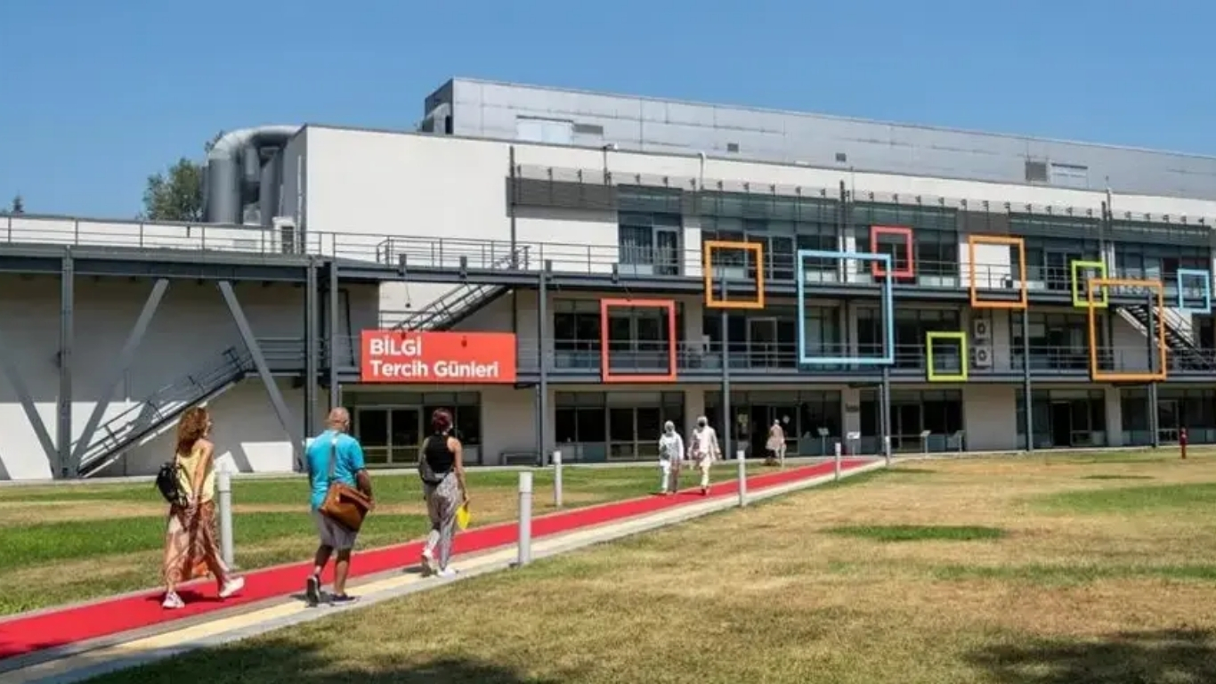 İstanbul Bilgi Üniversitesi’nin faaliyet izninin kaldırılmasına ilişkin karar Resmi Gazete’de