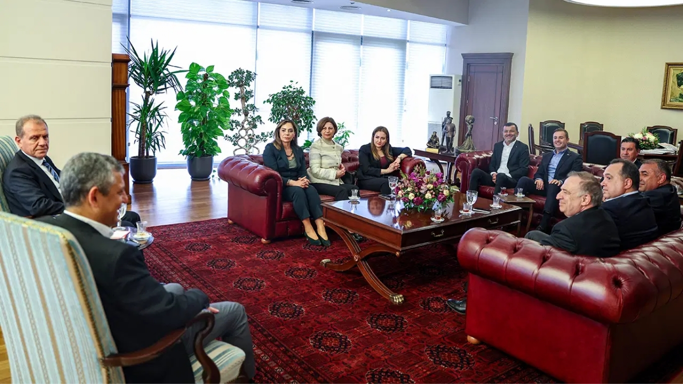 CHP’nin 38’inci Olağan Kurultayı’na ilişkin istinaf kararının ardından CHP’li büyükşehir