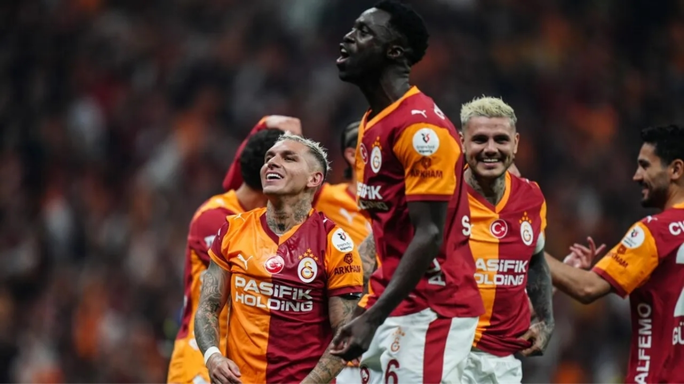 Galatasaray, Antalyaspor karşısında alacağı galibiyetle Süper Lig’de 26. şampiyonluğunu ilan