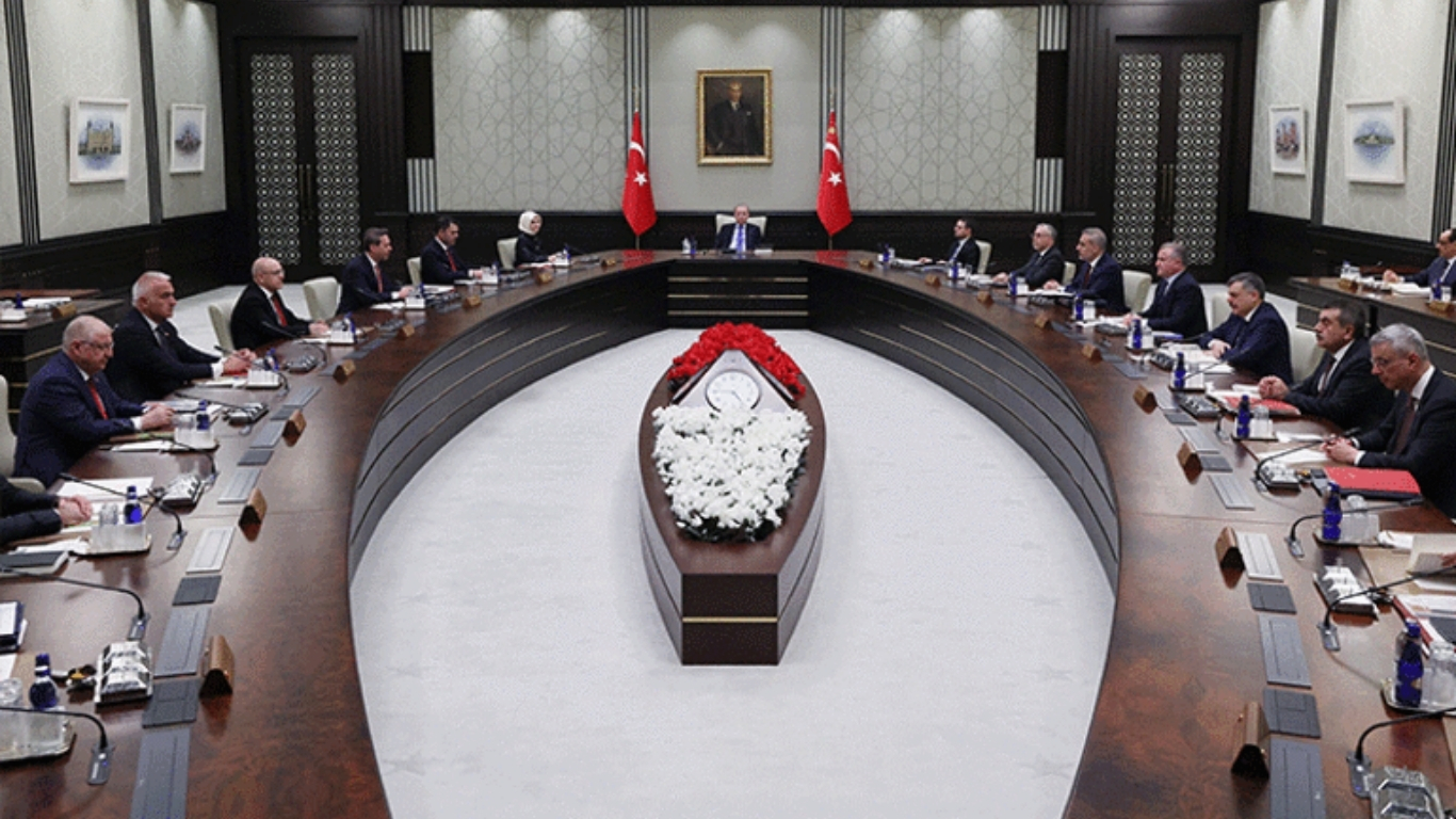 Cumhurbaşkanı Erdoğan başkanlığında toplanan Kabine’de güvenlik, ekonomi, dış politika ve