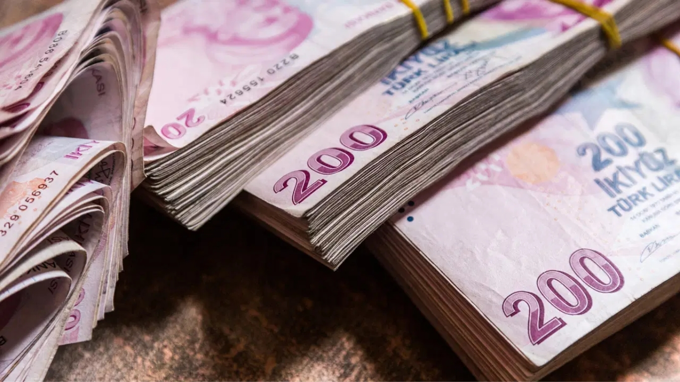 Milyonlarca emekli ve hak sahibinin merakla beklediği Kurban Bayramı ikramiyesi