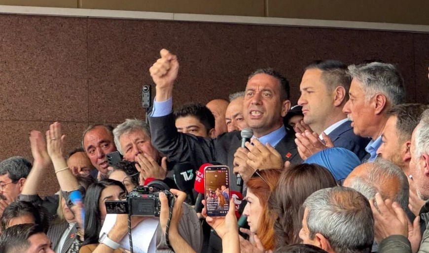 CHP’li Afyonkarahisar Belediye Başkanı Burcu Köksal’ın Ak Parti’ye geçeceği yönündeki