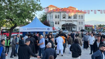 Balıkesir Büyükşehir Belediyesi, Kurban Bayramı’nda gerçekleştirdiği çalışmalarla vatandaşların bayram sevincine
