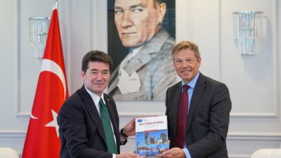 Ortahisar Belediye Başkanı Ahmet Kaya, Hollanda’nın Ankara Büyükelçisi Joep Wijnands’ı