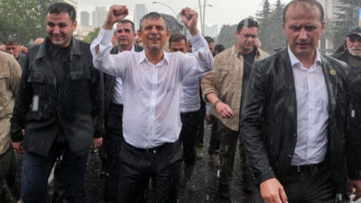 Ankara Cumhuriyet Başsavcılığı, Özgür Özel ve destekçilerinin CHP Genel Merkezi'nden