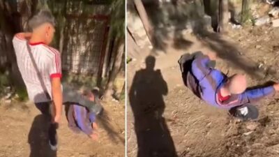 İzmir’in Buca ilçesinde parkta uyuyun bir kişiye tekme attıkları görüntüleri