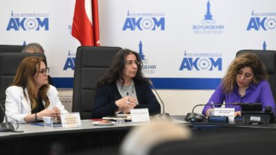 İzmir Büyükşehir Belediyesi öncülüğünde bir araya gelen kamu kurumları ve