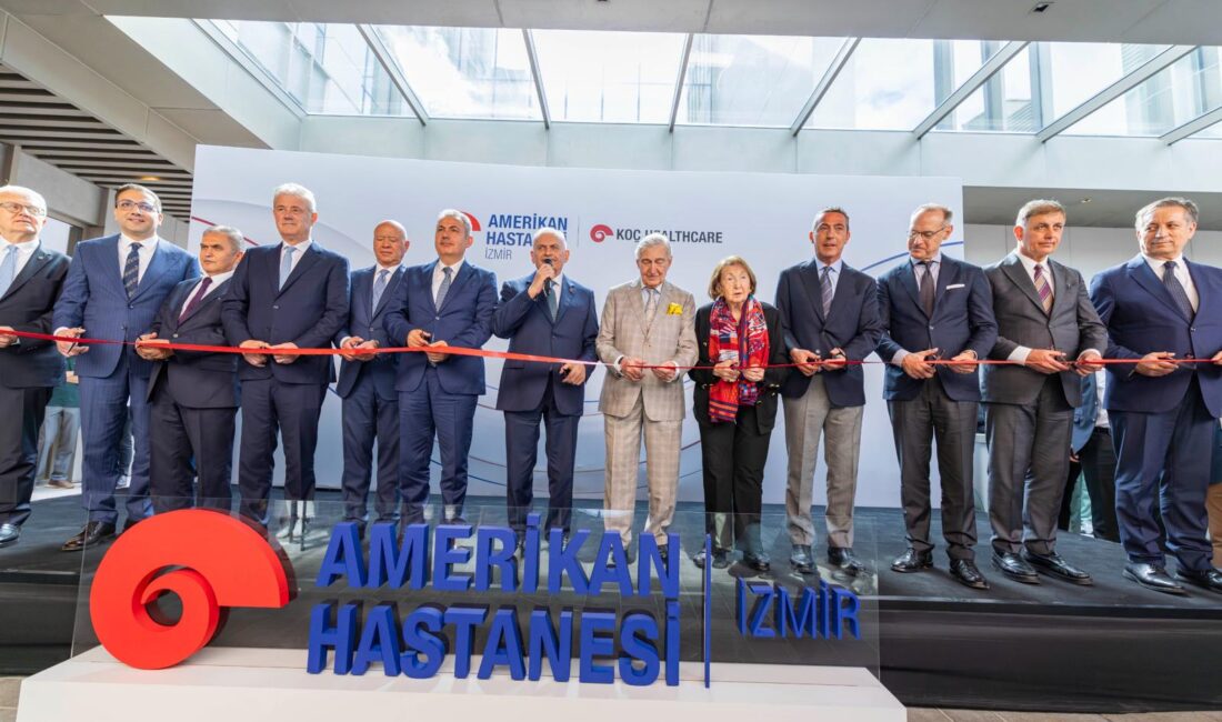 İzmir Amerikan Hastanesi hizmete açıldı