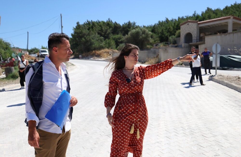Çeşme’de yeni ulaşım aksı hizmete giriyor; Başkan Denizli, Fahrettinpaşa Mahallesi’ndeki