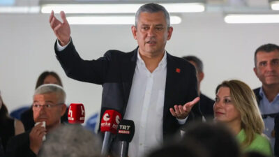 CHP Grup Başkanı Özgür Özel, Denizli’de tekstil işçileriyle bir araya