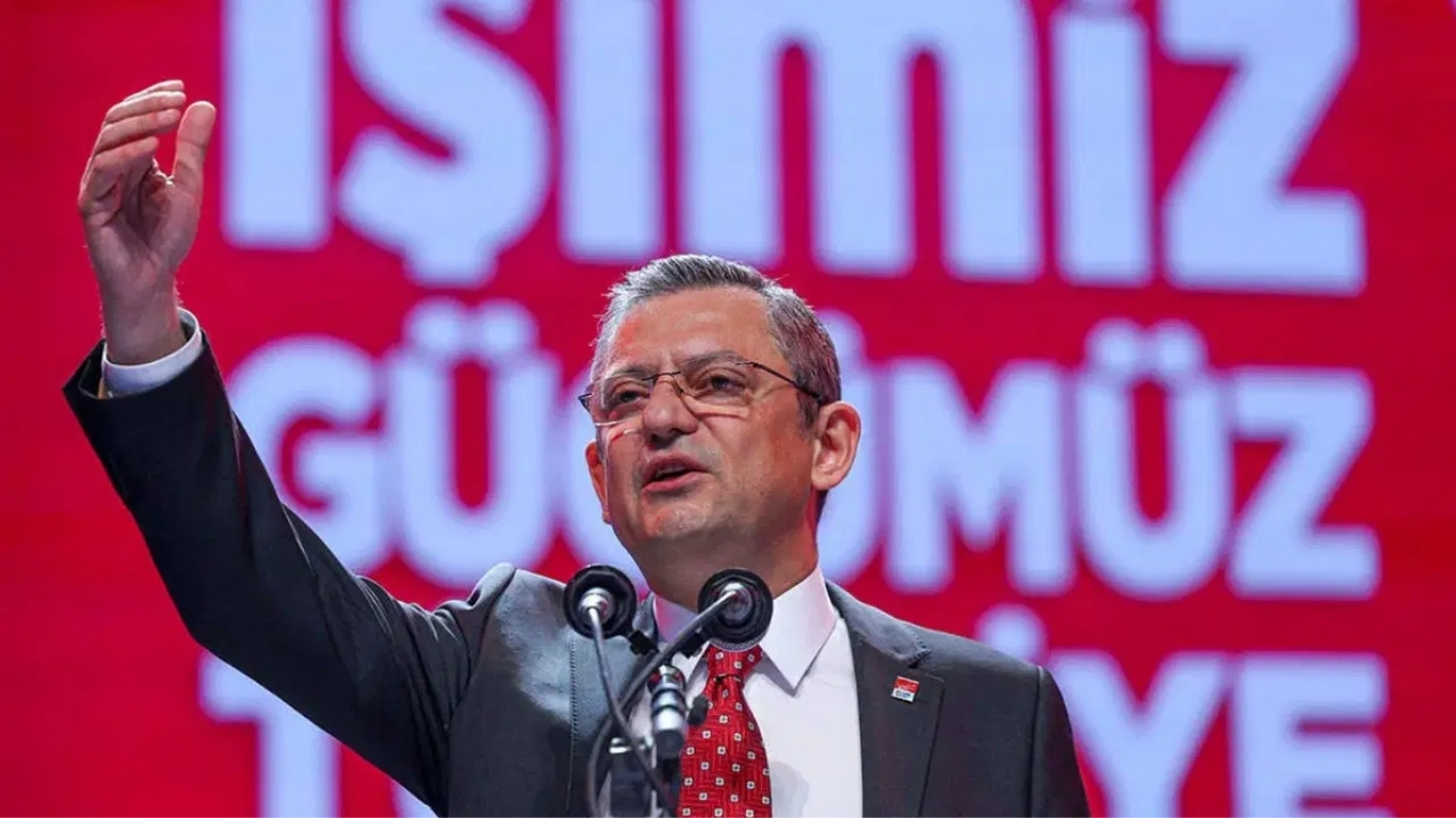 
CHP Grup Başkanı Özgür Özel, bu hafta İstanbul, Gaziantep ve