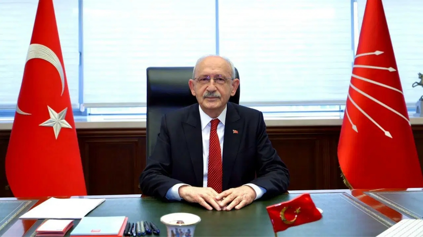 Kemal Kılıçdaroğlu'nun Basın Danışmanı Atakan Sönmez, gazeteci Şaban Sevinç'in gündeme