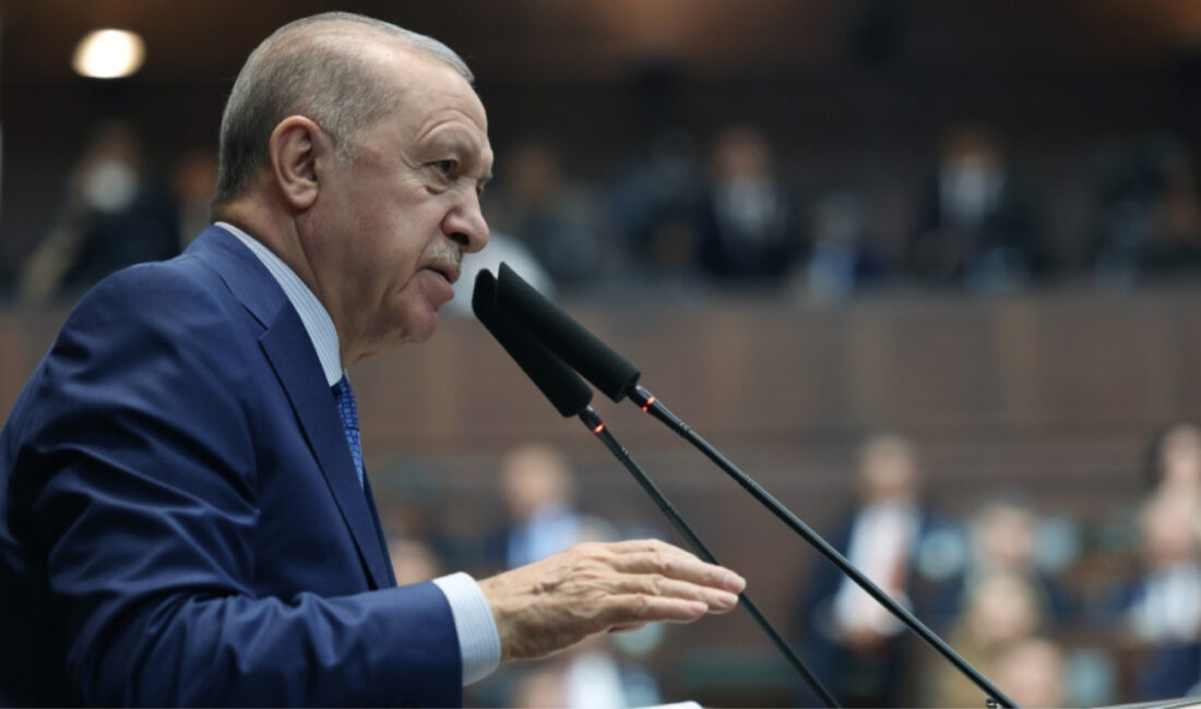 Cumhurbaşkanı Erdoğan, AK Parti Grup Toplantısı’nda CHP’ye yönelik eleştirilerde bulunurken
