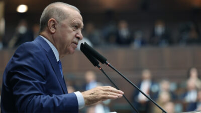 Cumhurbaşkanı Erdoğan, AK Parti Grup Toplantısı’nda CHP’ye yönelik eleştirilerde bulunurken