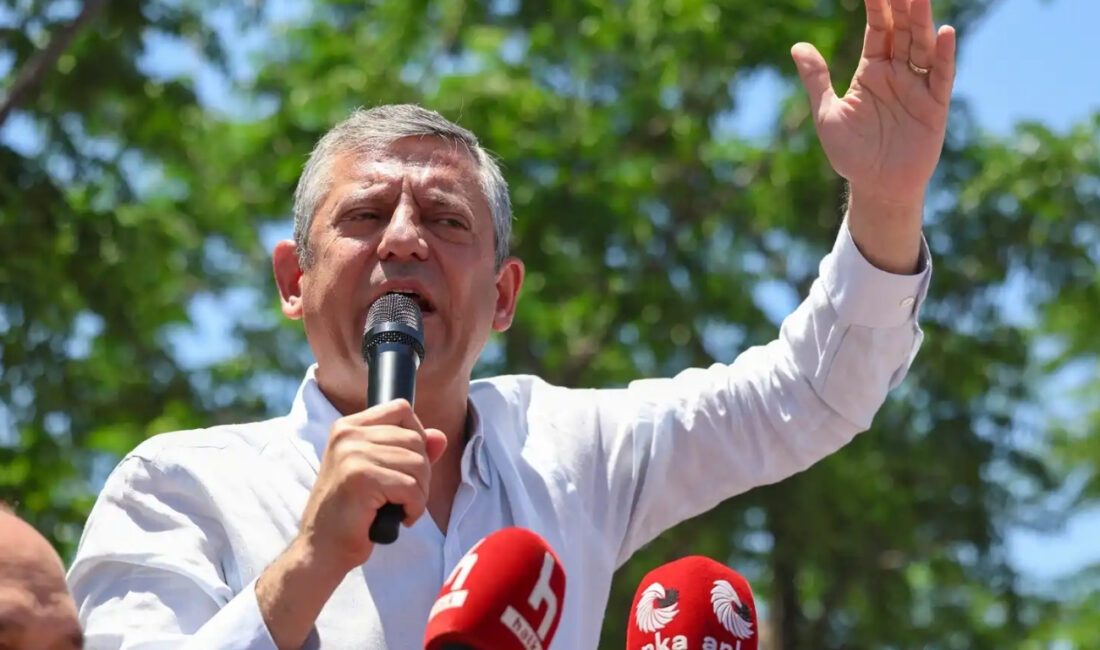 CHP Grup Başkanı Özgür Özel, Gaziantep ve Nizip programlarında yaptığı