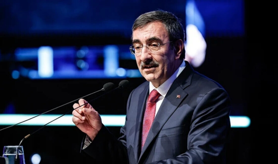 Son dakika haberi... Cumhurbaşkanı Yardımcısı Cevdet Yılmaz, yeni anayasa hazırlıklarıyla
