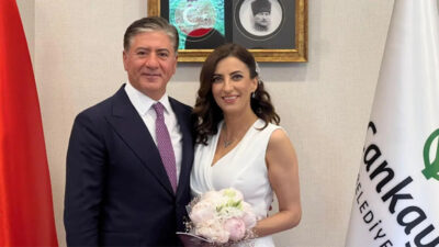 CHP Grup Başkanvekili Murat Emir ile CHP İstanbul Milletvekili Evrim