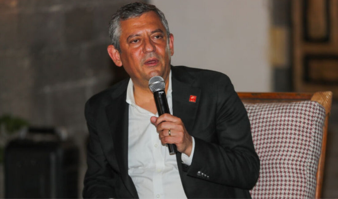 CHP Grup Başkanı Özgür Özel, partiye yönelik hukuki süreçlere ilişkin