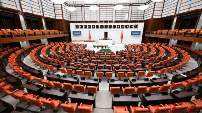 TBMM’ye sunulan yeni kanun teklifiyle uzman erbaşlar ve sözleşmeli erlerin
