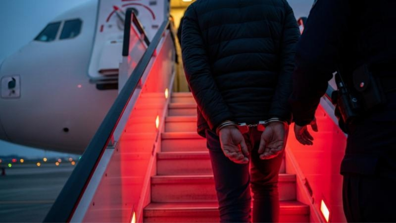 Son dakika haberi... İçişleri Bakanlığı, kırmızı bültenle uluslararası seviyede aranan