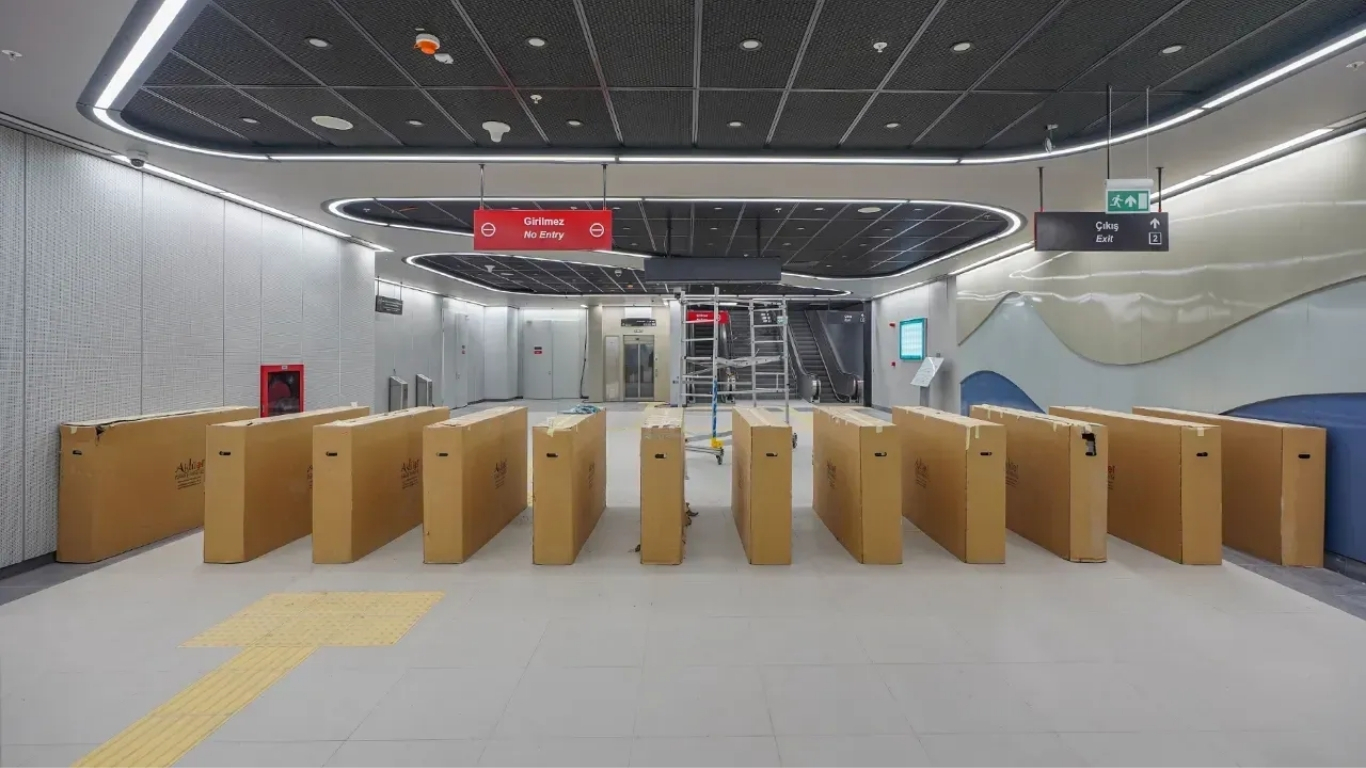 İstanbul’un ulaşım ağını güçlendirecek Halkalı-Arnavutköy Metro Hattı’nın 21,75 kilometrelik bölümü
