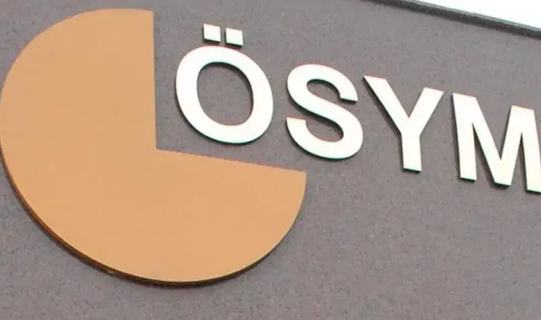 ÖSYM Başkanı Bayram Ali Ersoy, YKS'nin ilk oturumu TYT'nin tamamlanmasının