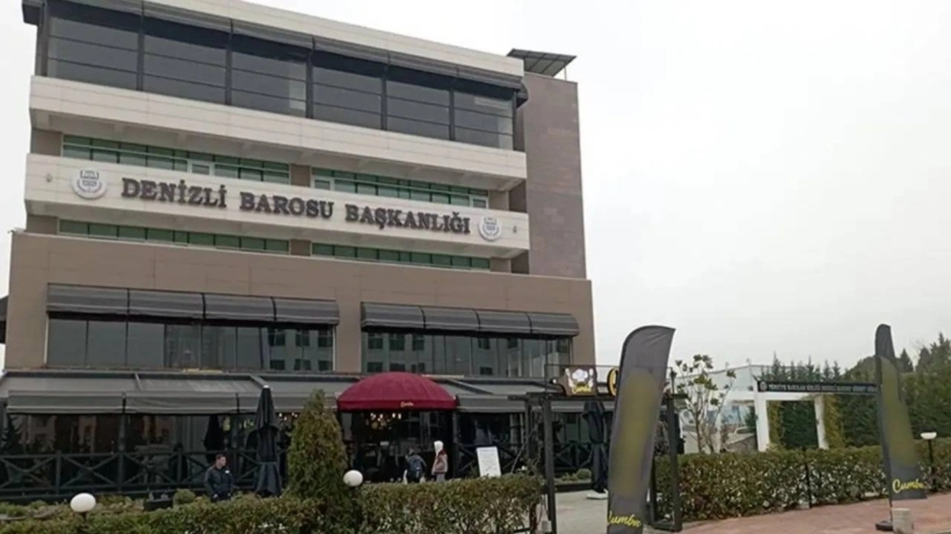 Denizli'de jandarma ekiplerinin yürüttüğü uyuşturucu soruşturması kapsamında düzenlenen operasyonda, Baro