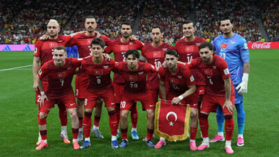 A Milli Futbol Takımı, Dünya Kupası D Grubu'ndaki ikinci maçında