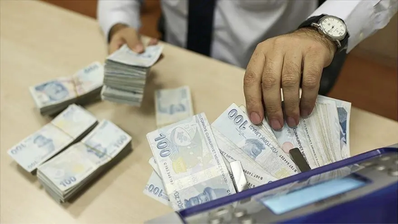 Ev, arsa ve iş yeri sahiplerini ilgilendiren emlak vergisi ilk