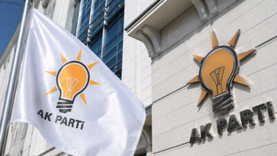 Son dakika haberi... AK Parti teşkilatlarında beklenen değişim başladı. Adana,