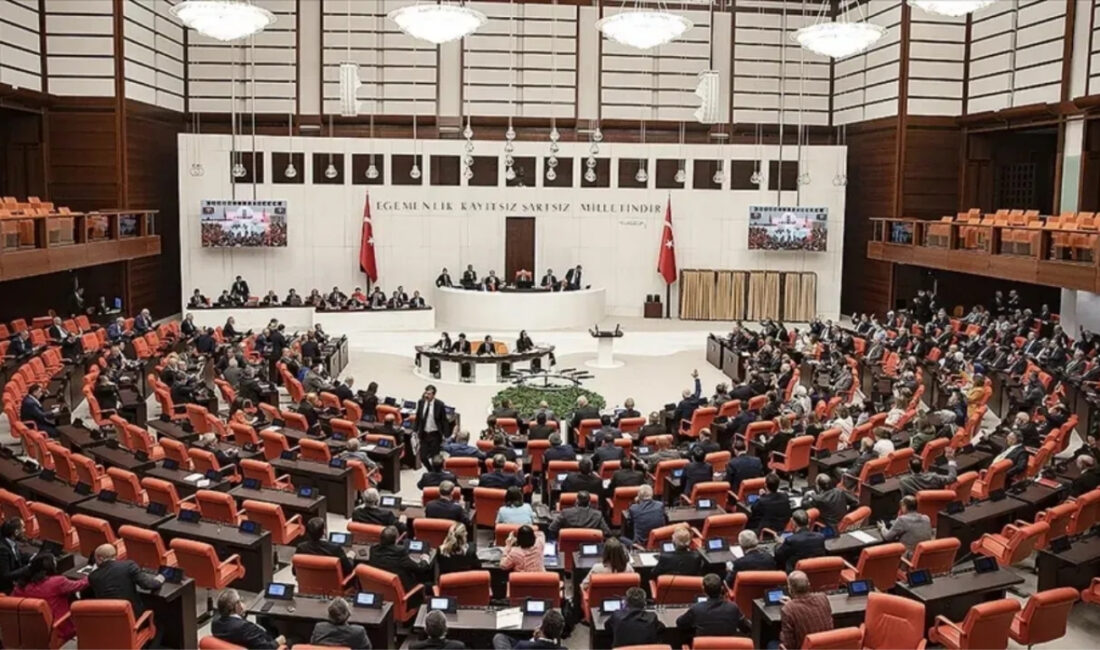 Cumhurbaşkanlığı tezkereleriyle TBMM Başkanlığına sunulan 10 milletvekiline ait 11 yasama