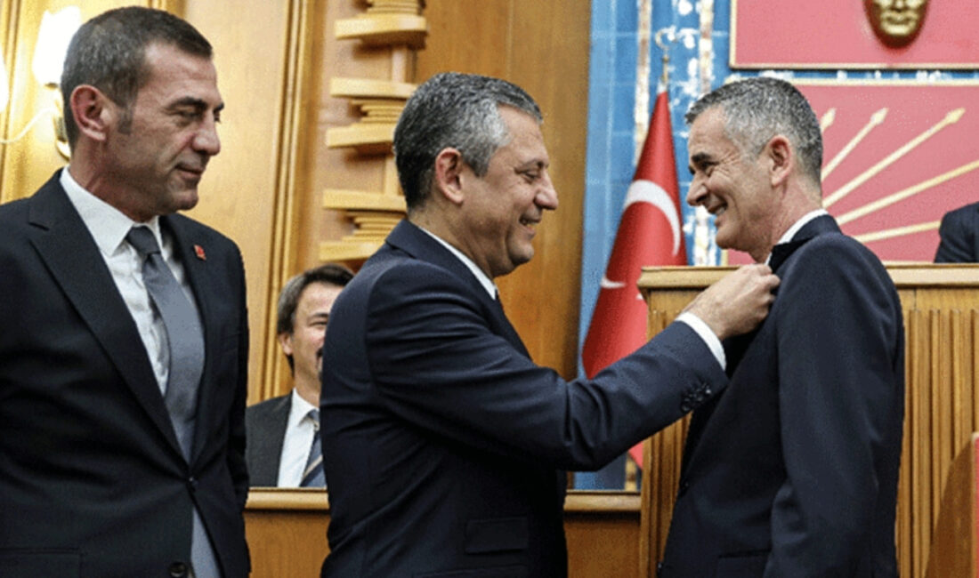 Son dakika haberi... CHP Sakarya Milletvekili Ümit Dikbayır, sosyal medya