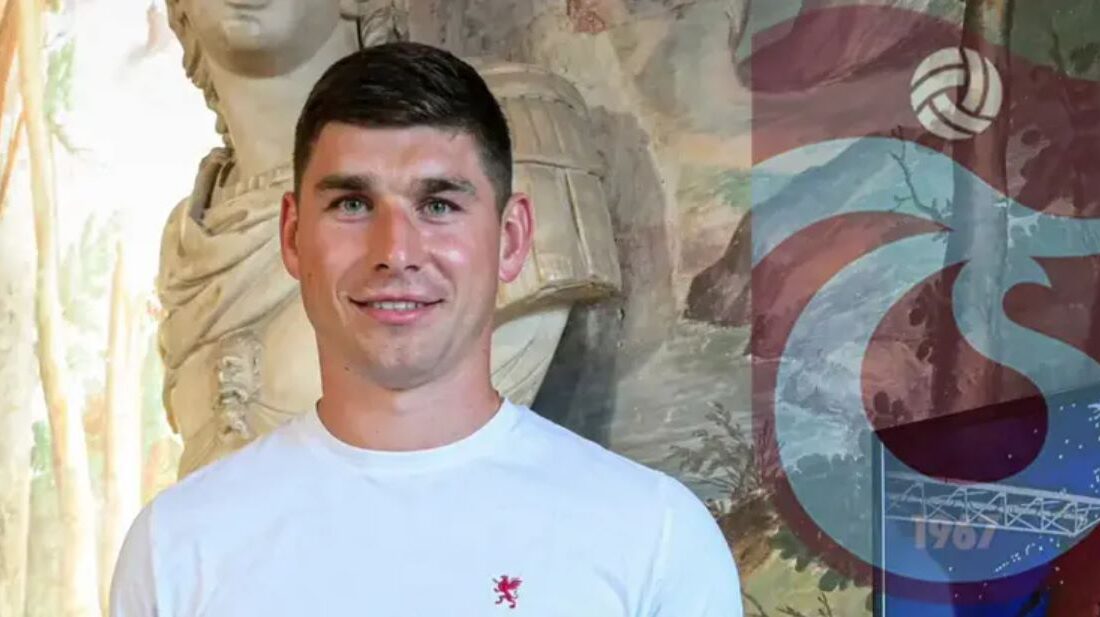 Trabzonspor, İtalya Serie A ekiplerinde Genoa'da forma giyen Ruslan Malinovskyi