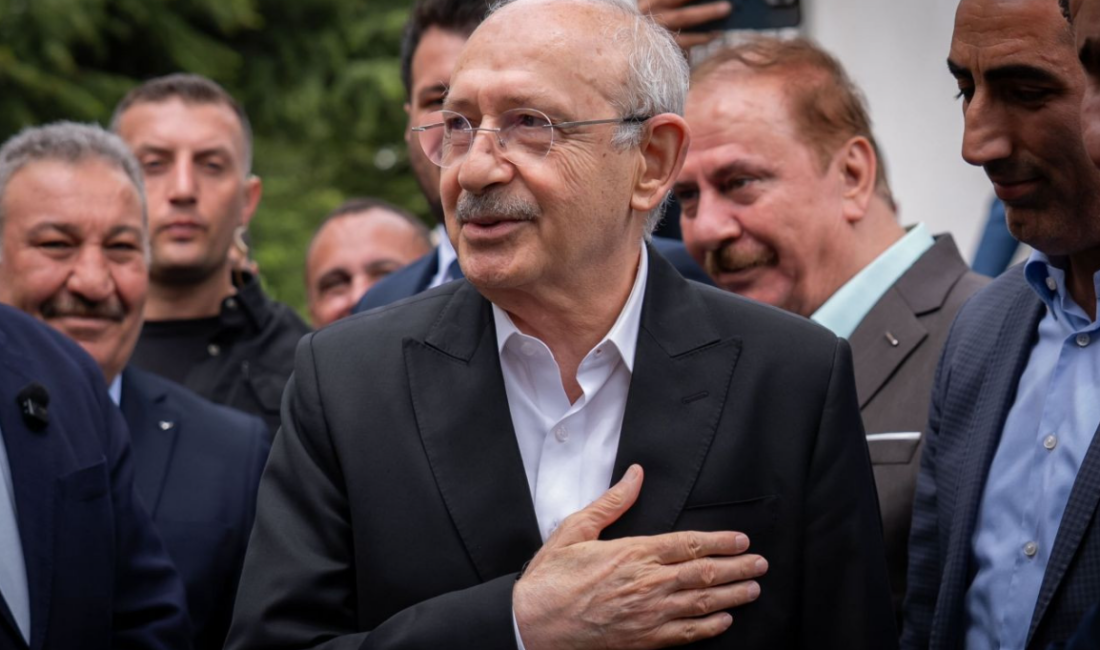 Mahkemenin verdiği "mutlak butlan" kararıyla CHP Genel Başkanlığı görevine atanan