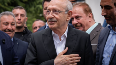 Mahkemenin verdiği "mutlak butlan" kararıyla CHP Genel Başkanlığı görevine atanan