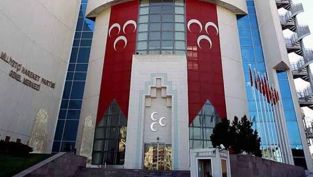 MHP Genel Başkan Yardımcısı Semih Yalçın bir MHP teşkilatının daha