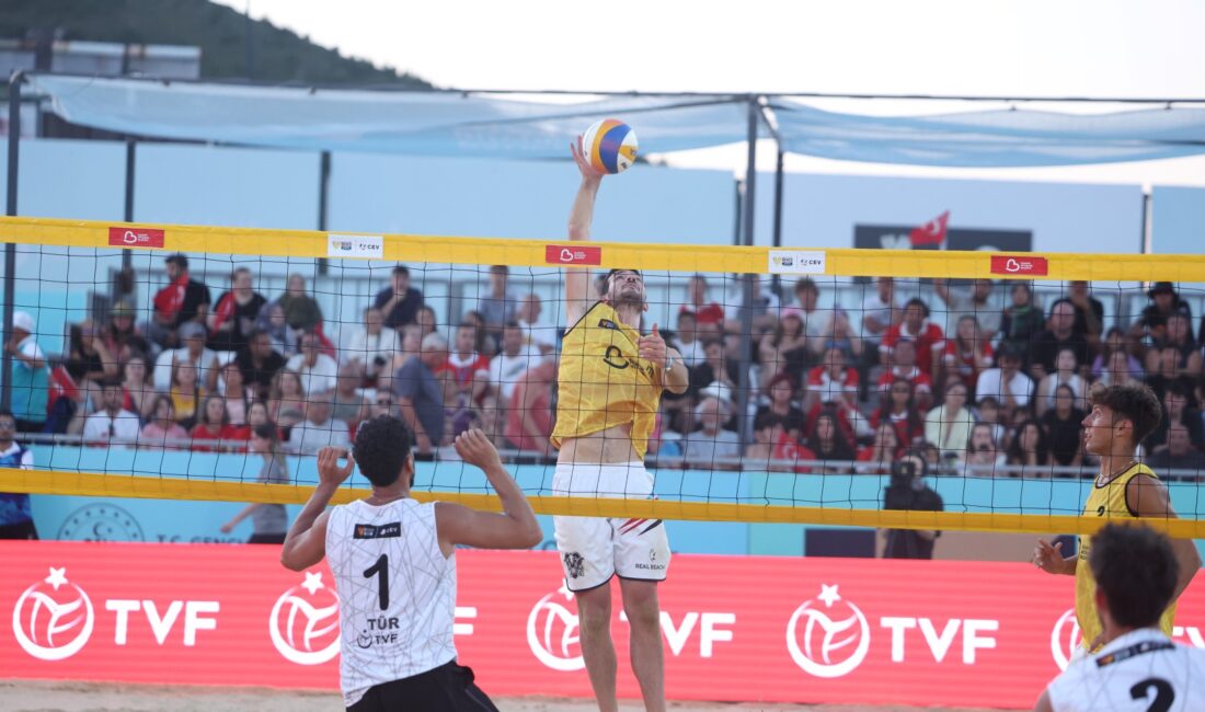 Balıkesir Büyükşehir Belediyesi ve Türkiye Voleybol Federasyonu iş birliğinde Ayvalık
