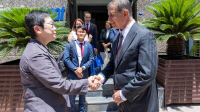 İzmir Büyükşehir Belediye Başkanı Dr. Cemil Tugay, Singapur’un Ankara Büyükelçisi