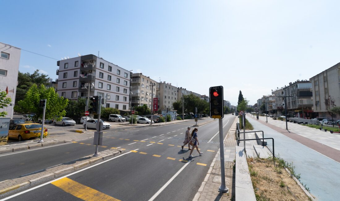 İzmir Büyükşehir Belediyesi, Buca’nın en önemli ulaşım güzergahlarından Cemil Şeboy