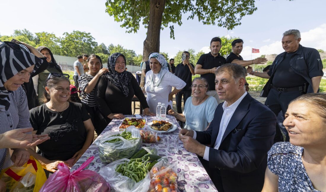 İzmir Büyükşehir Belediye Başkanı Dr. Cemil Tugay, Kadifekale’de düzenlenen “Kadifekale