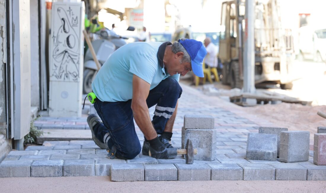 Konak Belediyesi Fen İşleri Müdürlüğü ekipleri, Alsancak’ta altyapı faaliyetleri nedeniyle
