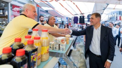 İzmir Büyükşehir Belediye Başkanı Dr. Cemil Tugay, Tire’de vatandaşlarla bir