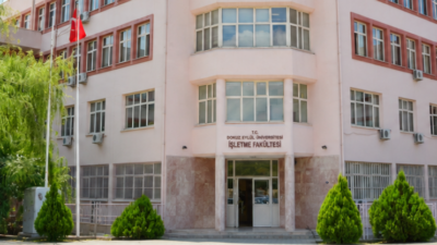 Dokuz Eylül Üniversitesi İşletme Fakültesi, dünyanın en saygın işletme eğitimi