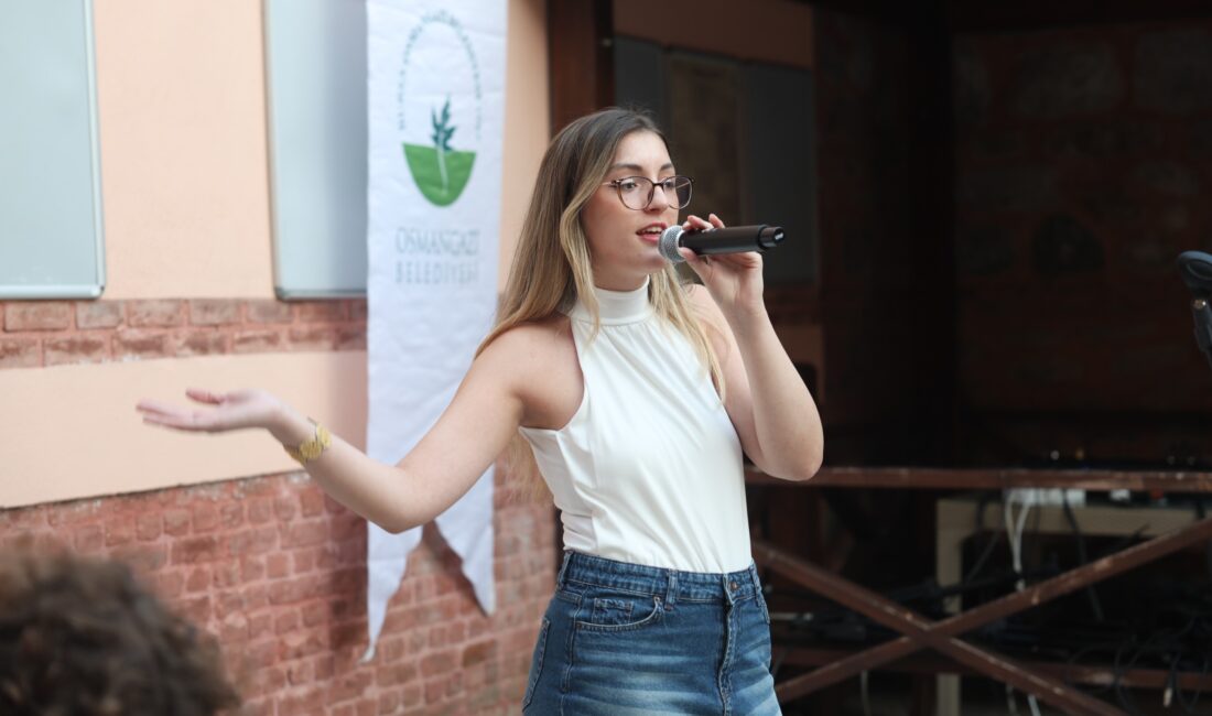 Şadırvanlı Han’da Gençlerden Müzik Dolu Akşam