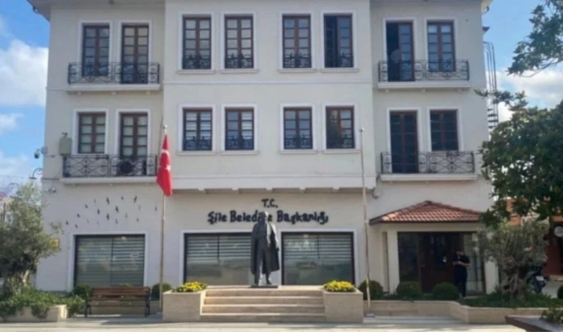 İstanbul’da Şile Belediyesi’ne yönelik yürütülen üçüncü dalga operasyonda gözaltına alınan