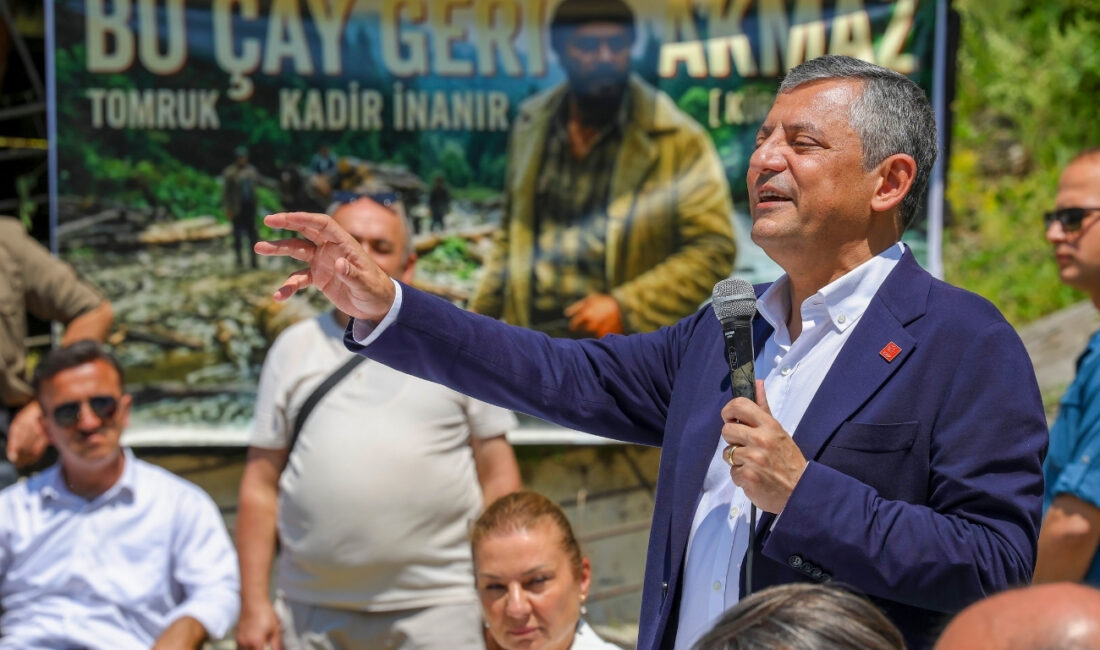 CHP Grup Başkanı Özgür Özel, Kastamonu’da orman köylüleriyle bir araya