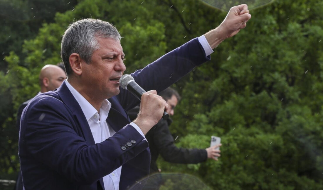 CHP Grup Başkanı Özgür Özel, Zonguldak'ta vatandaşlara seslenerek partinin hedefinin