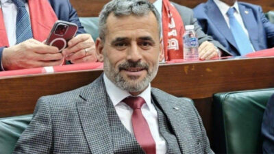 Afyonkarahisar'ın Dinar ilçesine bağlı Haydarlı beldesinde Belediye Başkanı Süleyman Çetinkaya,